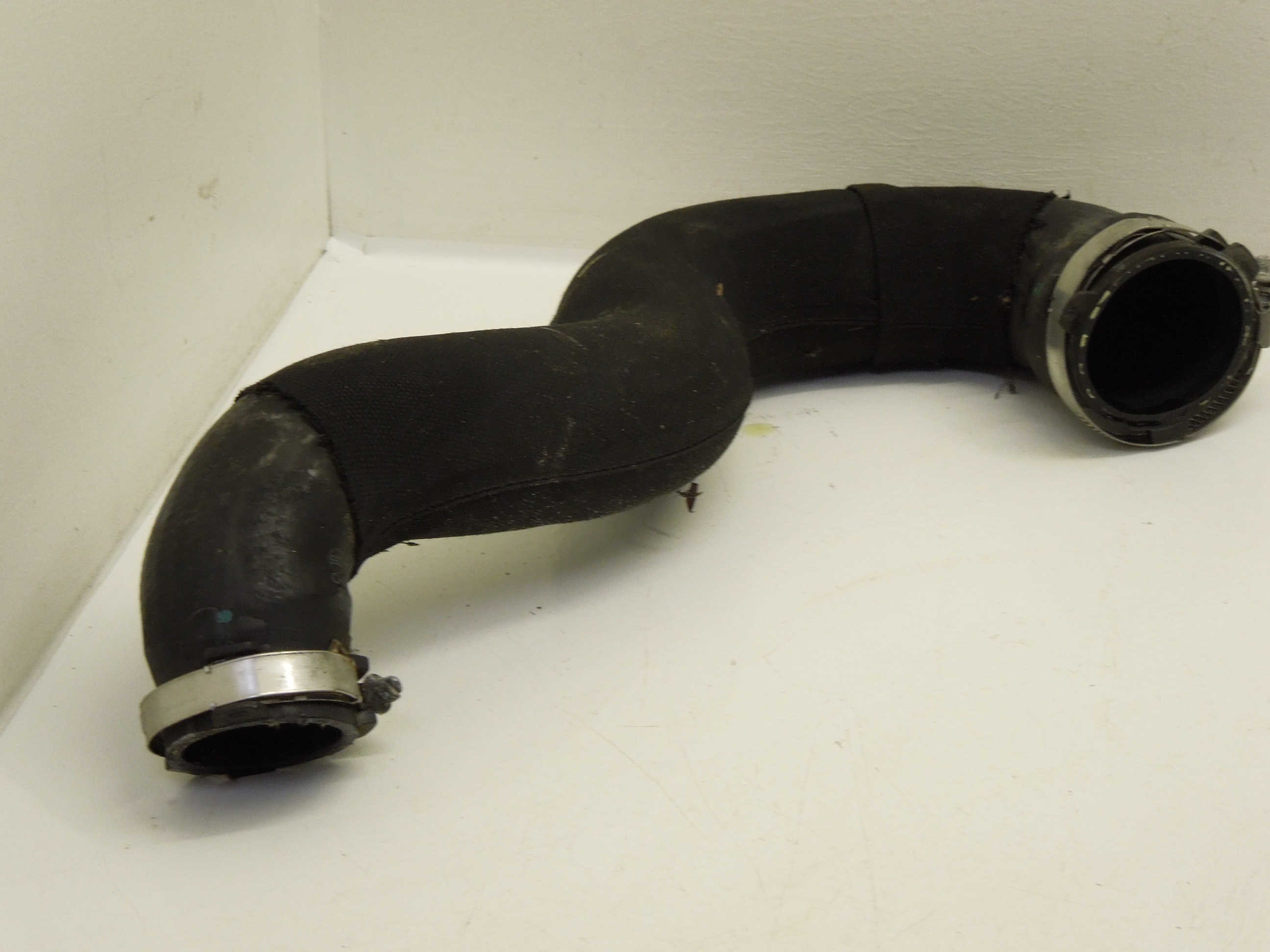 AUDI A4 B8 1.8T OS Right Turbo Pressure Hose Air Pipe 8K0145738M £24.47