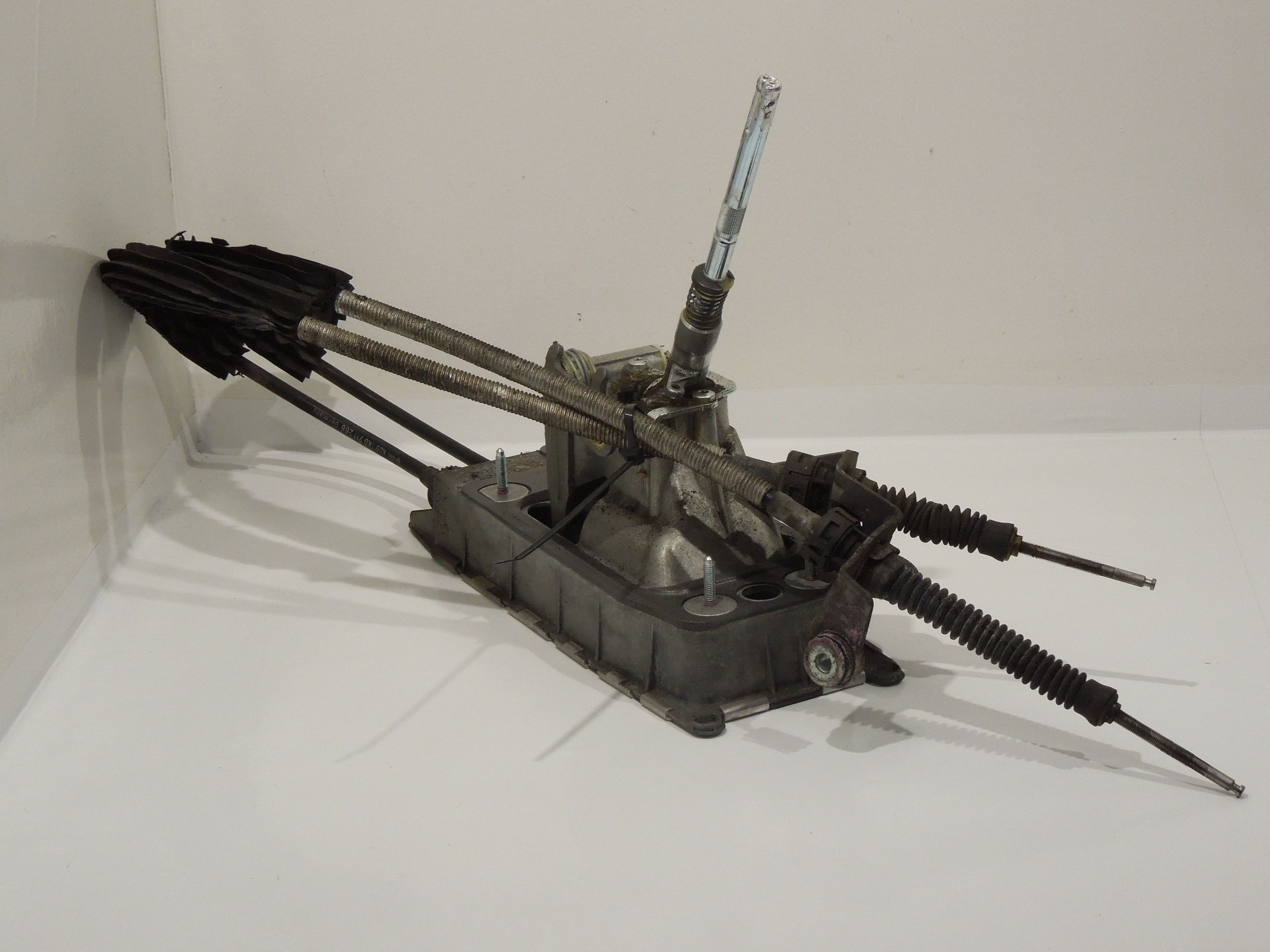 Audi A3 8P 6 Speed Gear Selector Mechanism Lever Linkage 1K0711049AF eBay