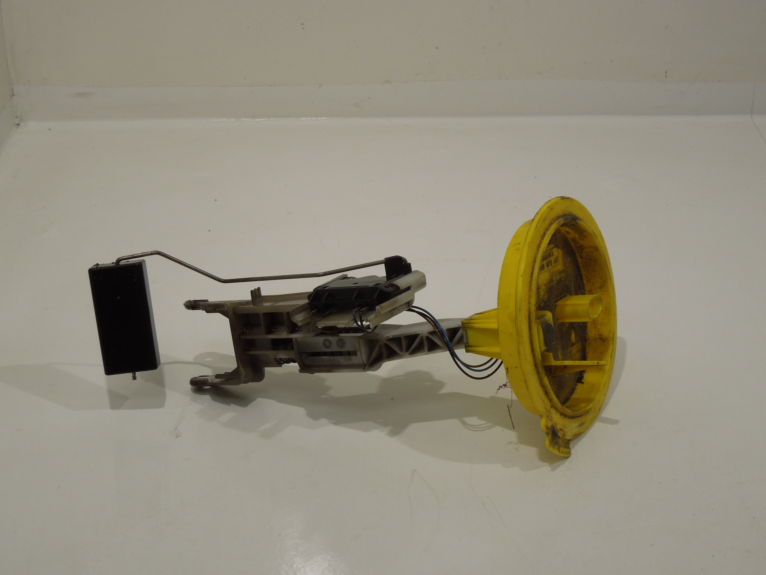 Audi A3 8P Quattro Fuel Level Sender Unit 1K0919673AK | eBay