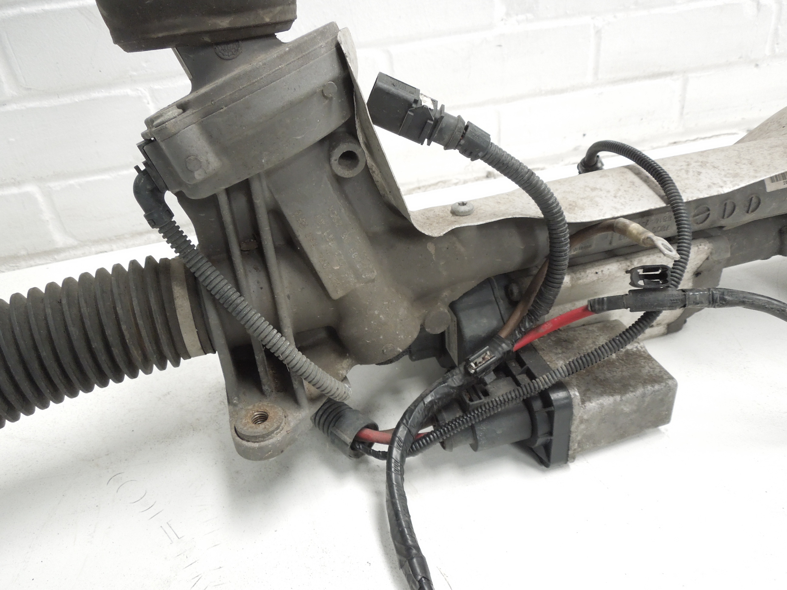 Audi A3 8P Electric Power Steering Rack and Pump 1K0909144F 1K2423051AJ