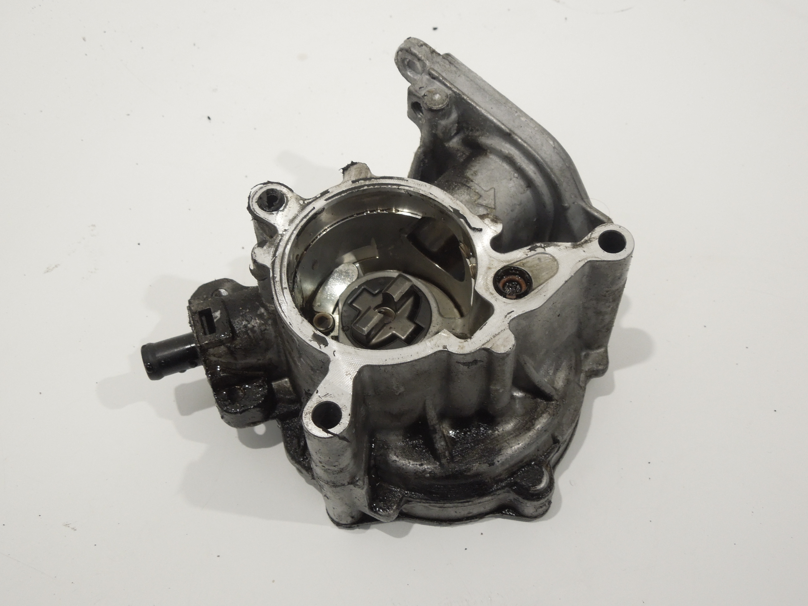 Audi Q5 Vacuum Pump 8r 2.0 Petrol 06j145100c 2010 For Sale Online 