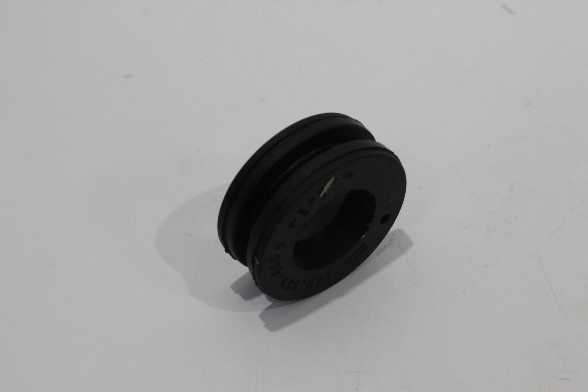 Audi A4 8E B7 Washer Bottle Sensor Blanking Grommet Rubber Seal New Genuine - Bild 7 von 13